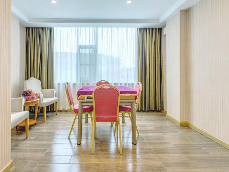 Vienna Hotel Guilin Airport Road Rongshan Extérieur photo