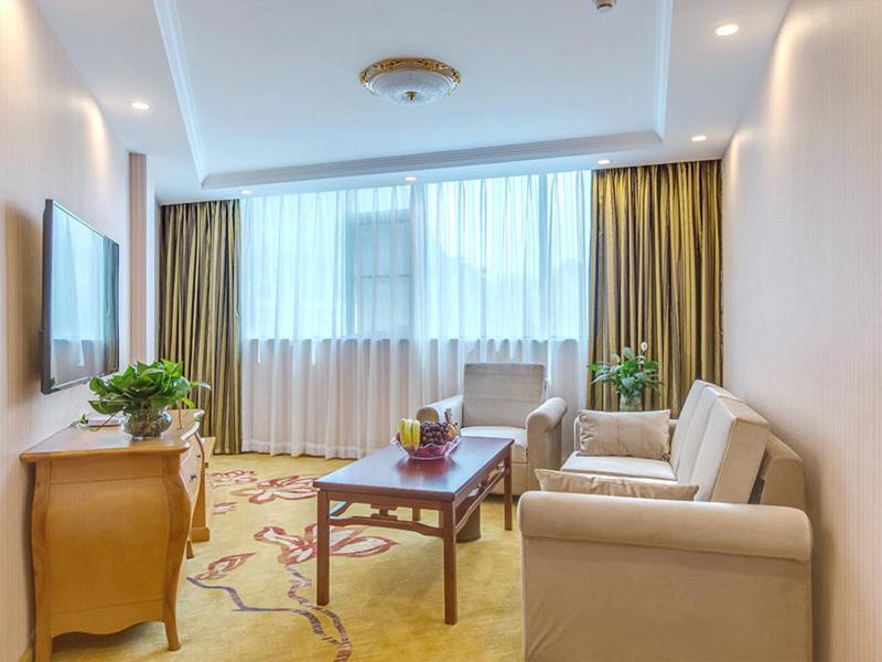 Vienna Hotel Guilin Airport Road Rongshan Extérieur photo